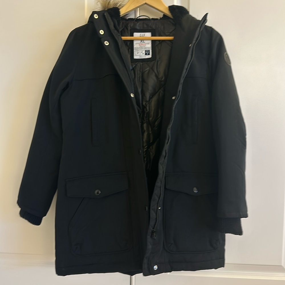 Gap Kids “Warmest” Primaloft quilted jacket, black, XL.